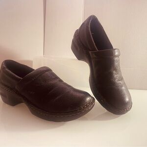 BOC Born Black Leather Non-Slip Round Toe Comfy Everyday loafers Size 81/2M/W